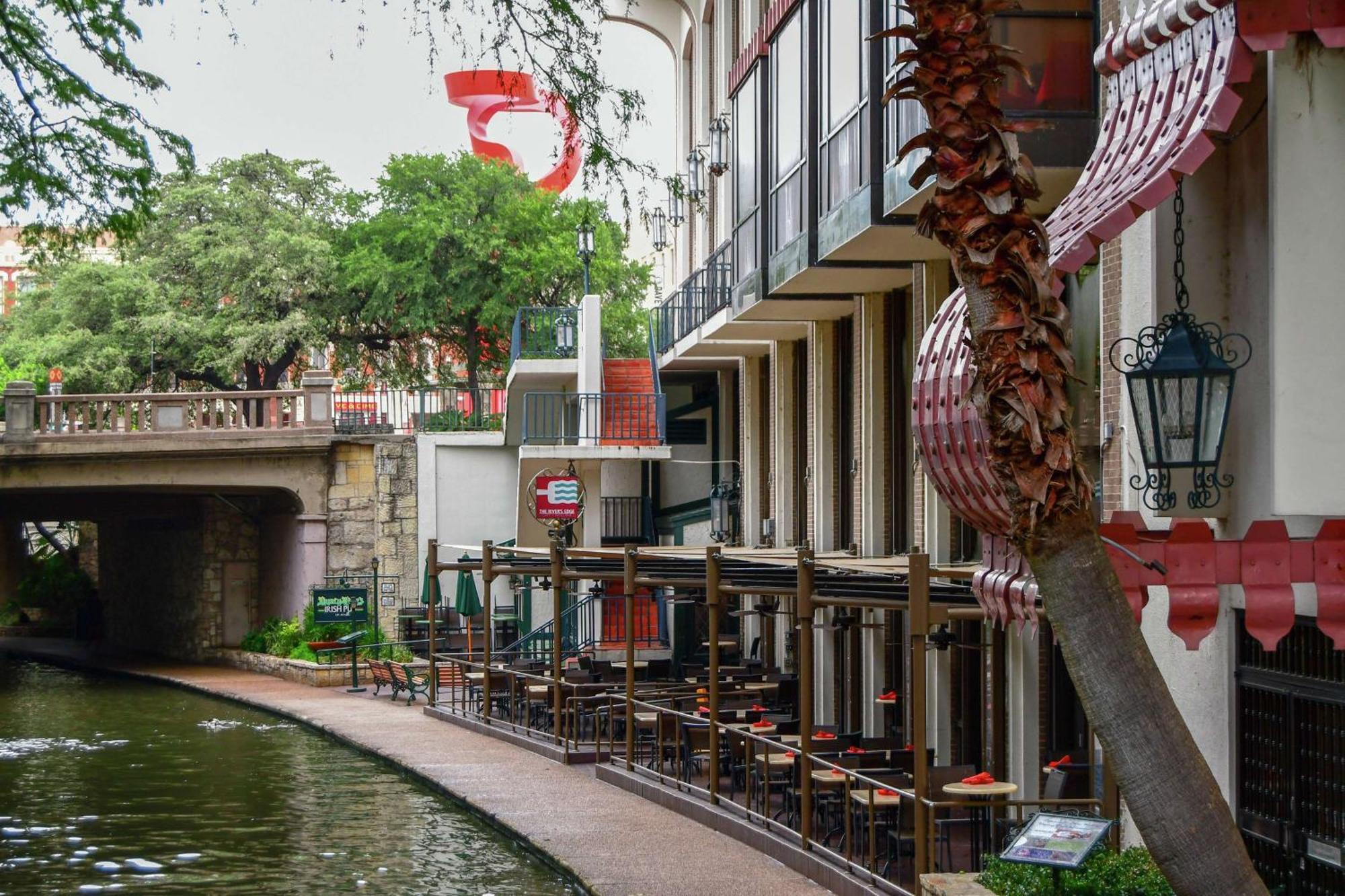 Hilton Palacio Del Rio Hotel San Antonio Exterior photo